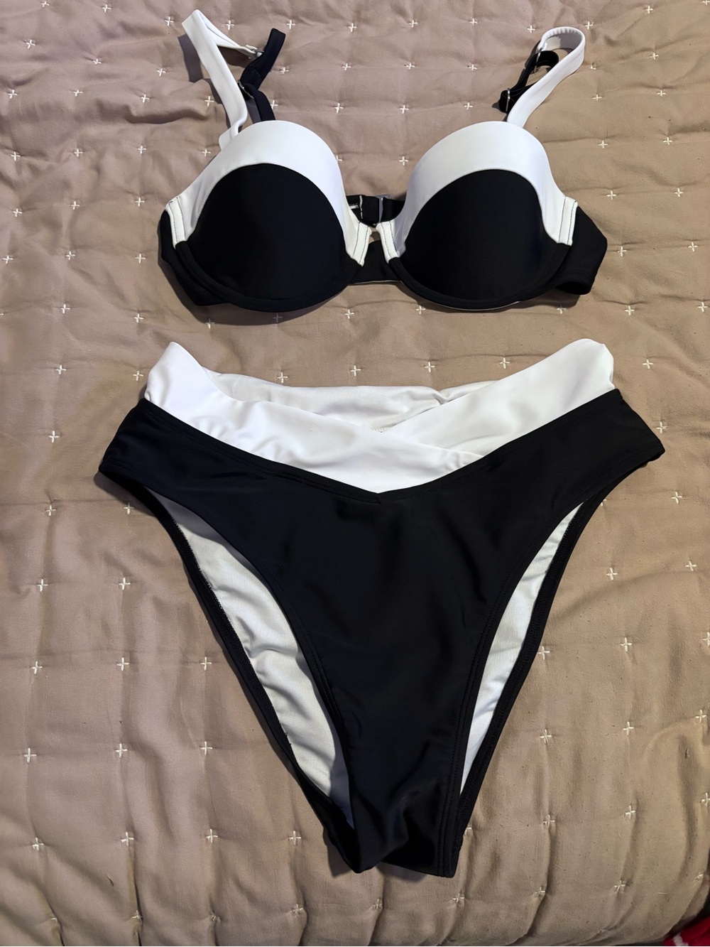 Women’s Black & White Two-Piece Swim Set
